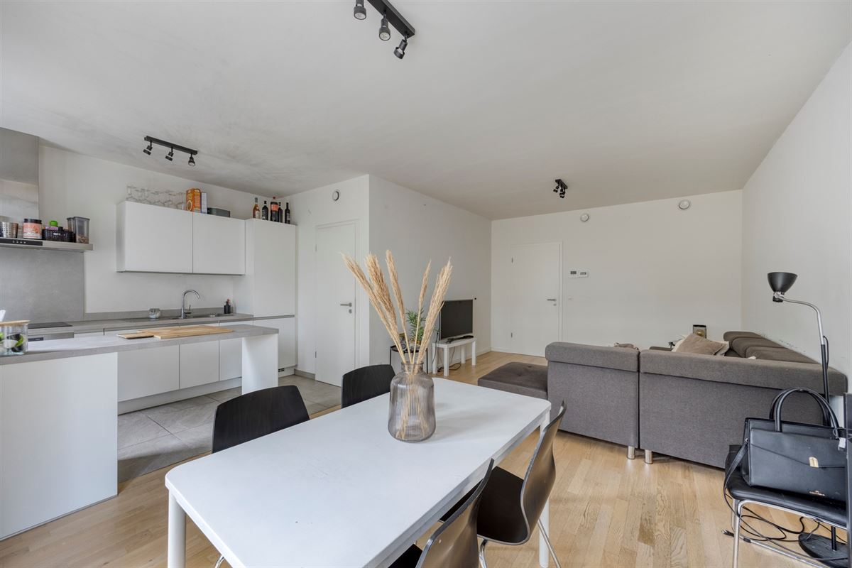 APP. MET 2 SLKS, TERRAS, PARKING + KELDERBERGING