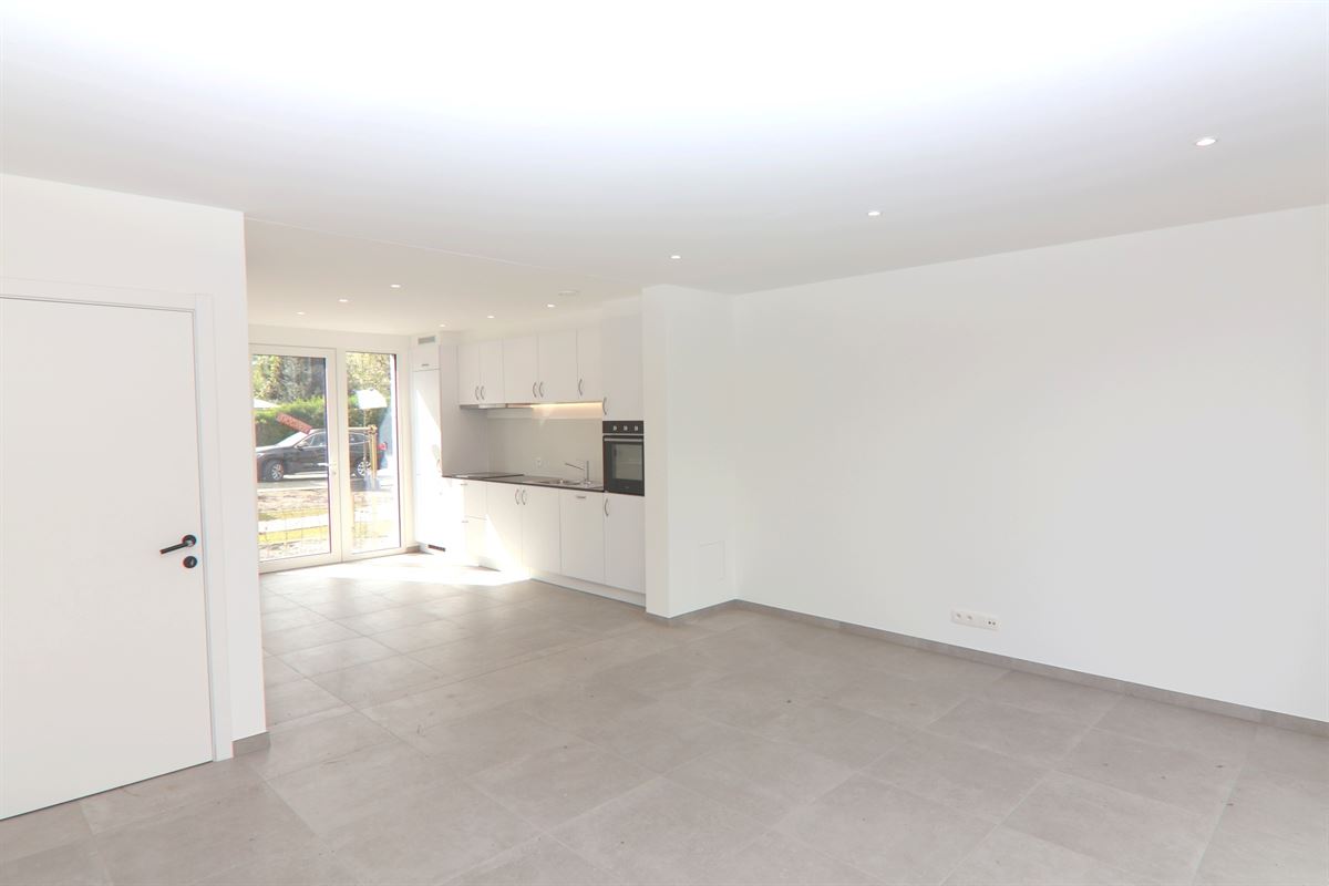 HEDENDAAGSE & ENERGIEZUINIGE HOB MET 3 SLKS 