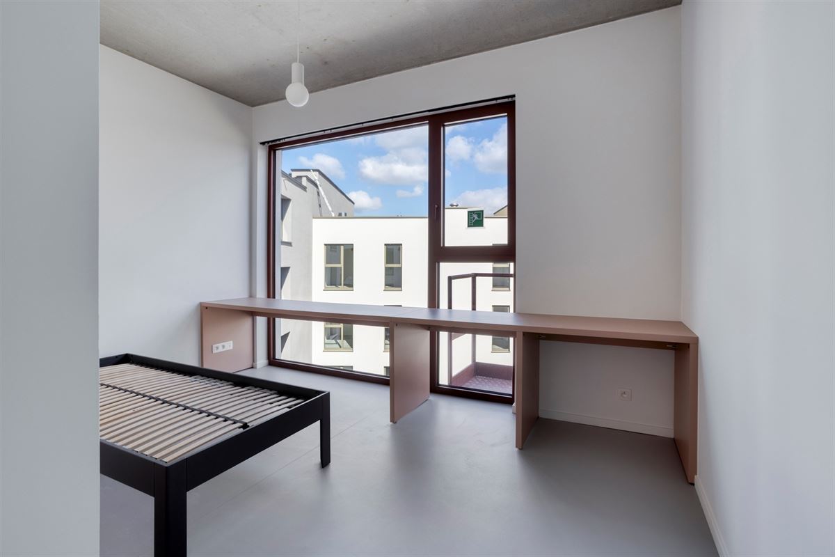 GEMEUBILEERDE STUDENTENKAMER TE ANTWERPEN