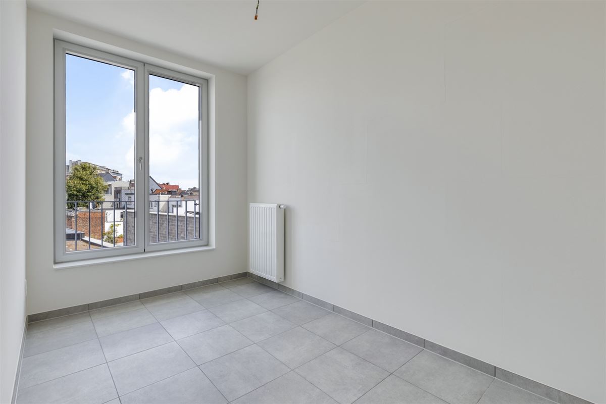 STADSWONING MET 3 SLKS/2BADKS + TERRAS VAN 12M² IN HARTJE ANTWERPEN