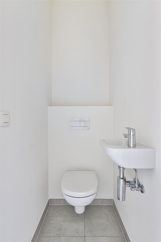 TWEESLAAPKAMERAPPARTEMENT + TERRAS IN HARTJE ANTWERPEN