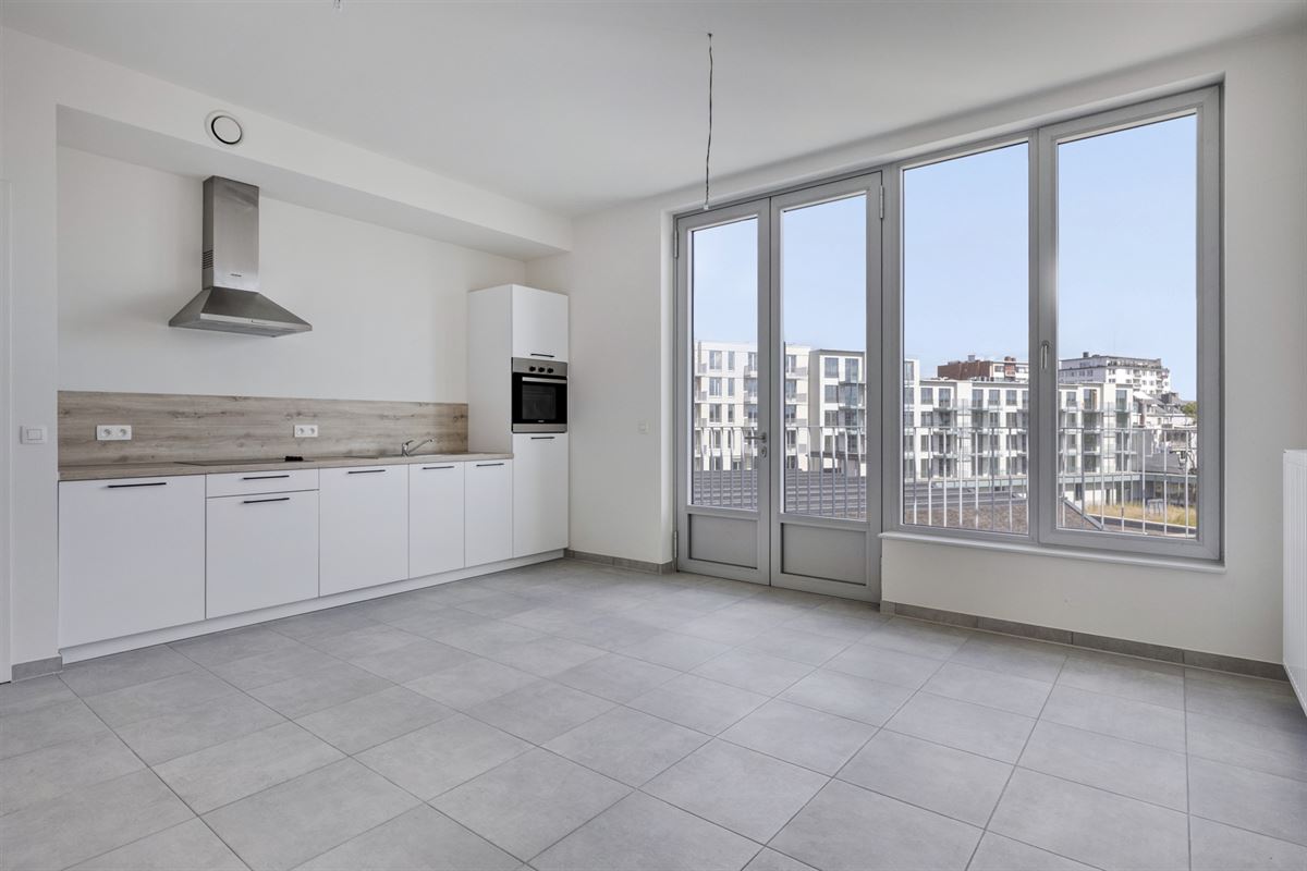 APPARTEMENT + BALKON IN HARTJE ANTWERPEN