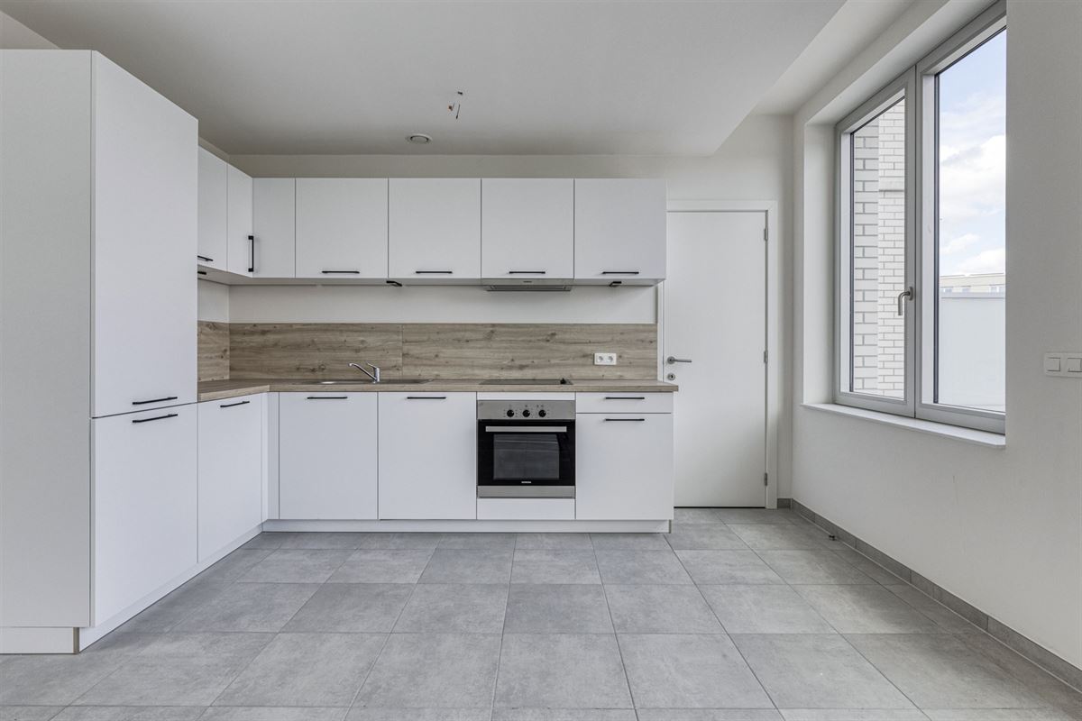 STADSWONING MET 3 SLKS/2BADKS + TERRAS VAN 12M² IN HARTJE ANTWERPEN