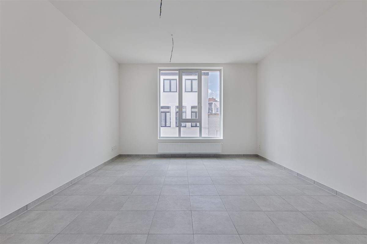 TWEESLAAPKAMERAPPARTEMENT + TERRAS IN HARTJE ANTWERPEN