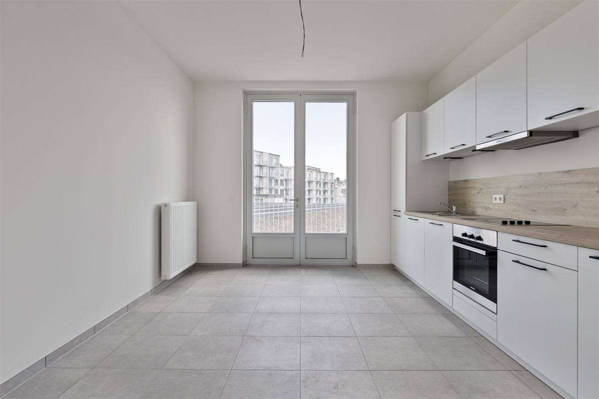 TWEESLAAPKAMERAPPARTEMENT + TERRAS IN HARTJE ANTWERPEN