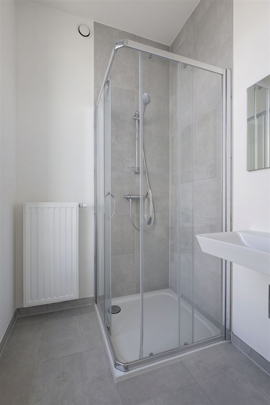 APPARTEMENT + BALKON IN HARTJE ANTWERPEN