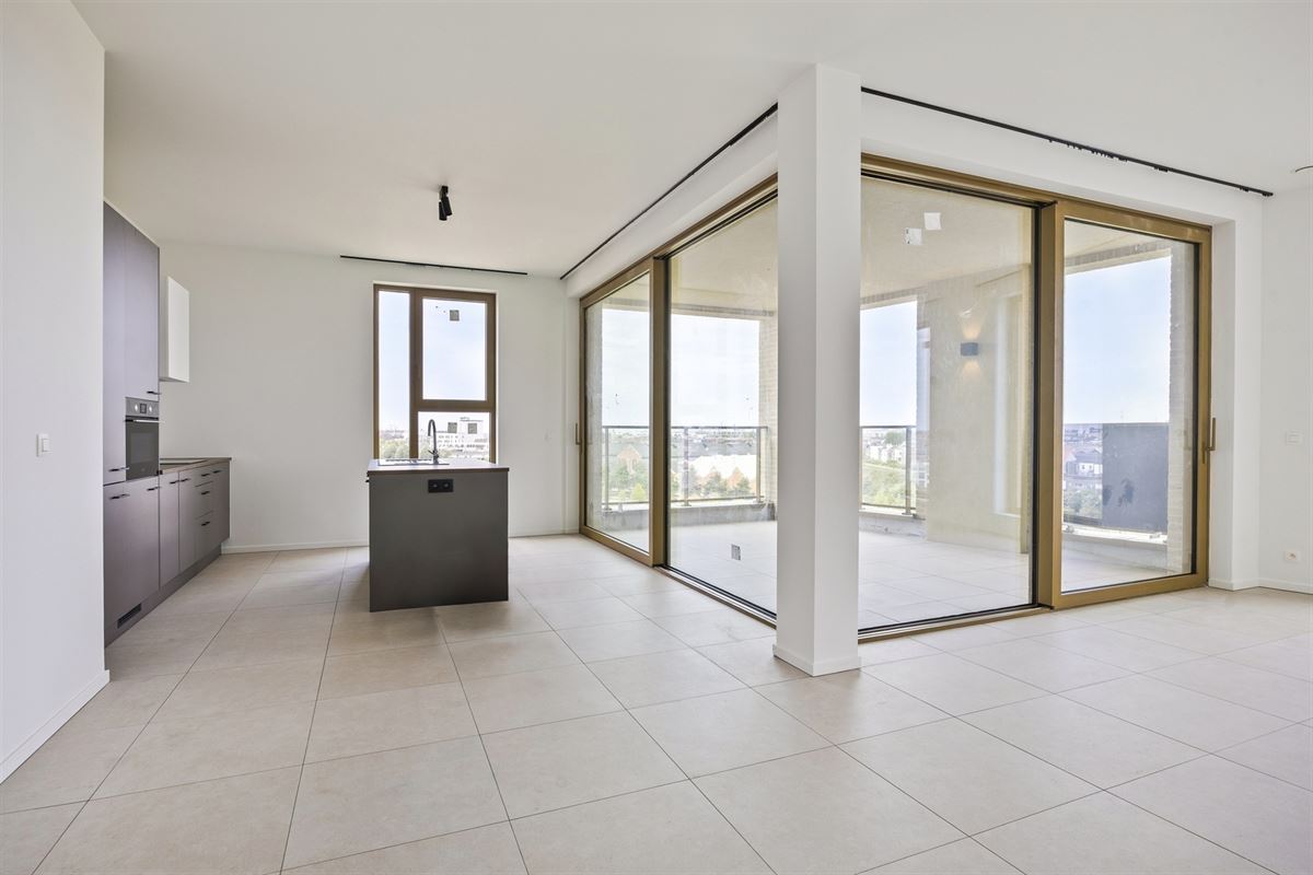 MAGNIFIEKE PENTHOUSE MET  PARKZICHT, 3 SLKS & 3 BADKS