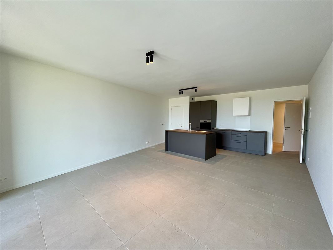 NEW PENTHOUSE WITH 2 TERRACES IN ANTWERP