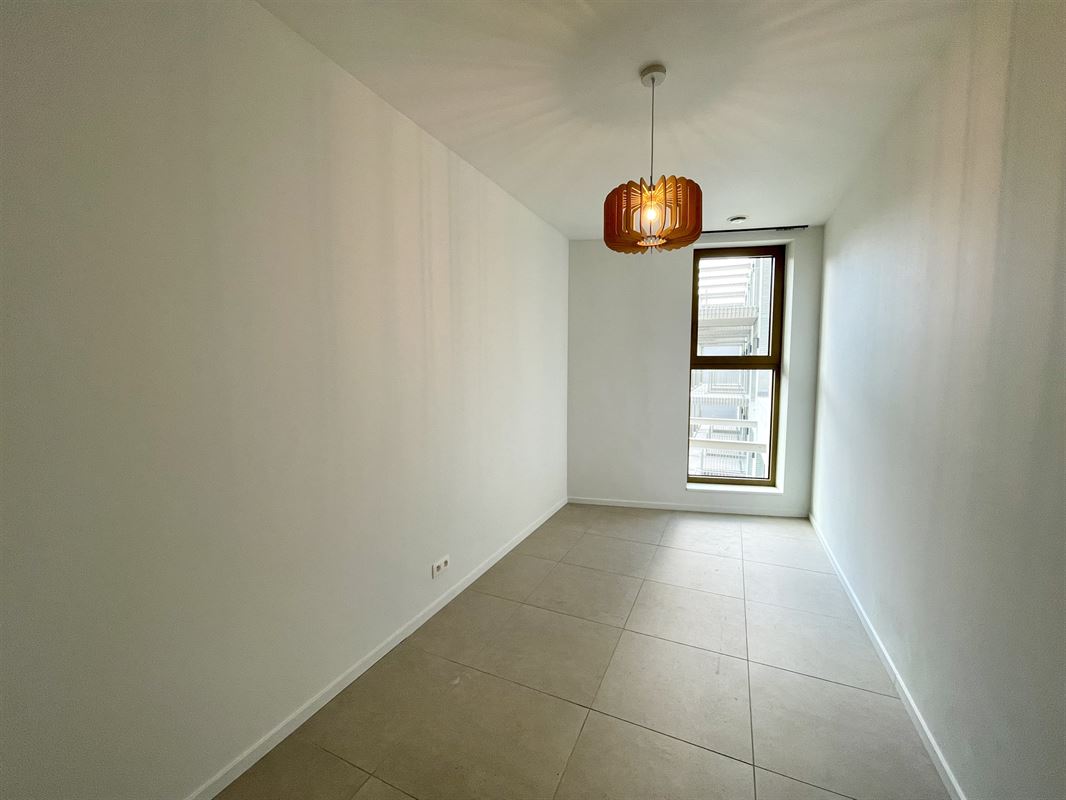 NIEUWBOUWAPP. MET TERRAS, 3 SLKS & 3 BADKS