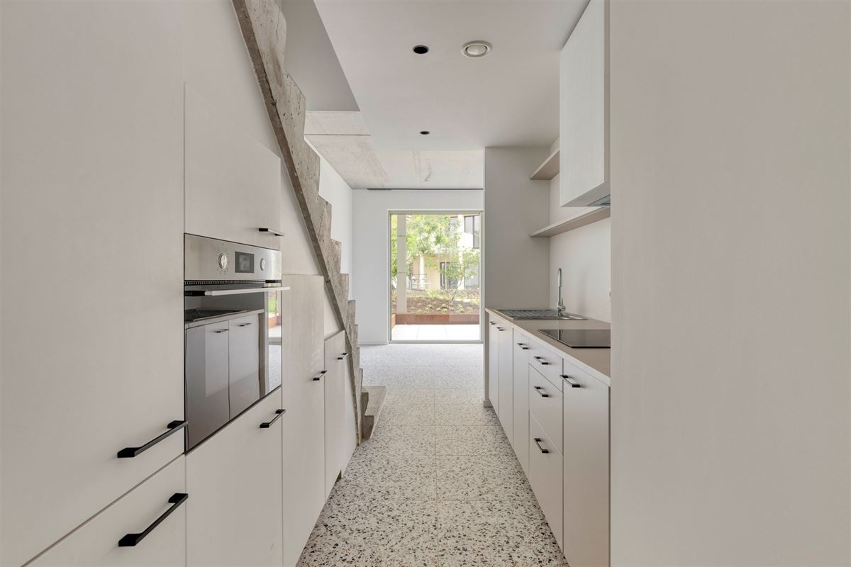 APP MET 3 SLKS, 2 BADKS + TERRAS OP TOPLOCATIE