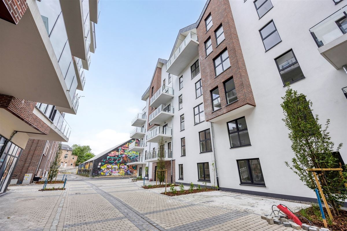 APP. MET 2 SLKS, TERRAS + TUIN