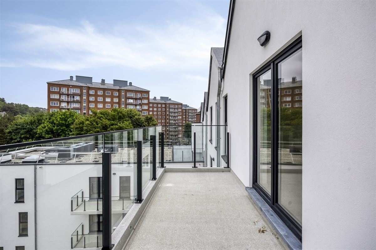 APP. MET 2 SLKS, TERRAS + TUIN