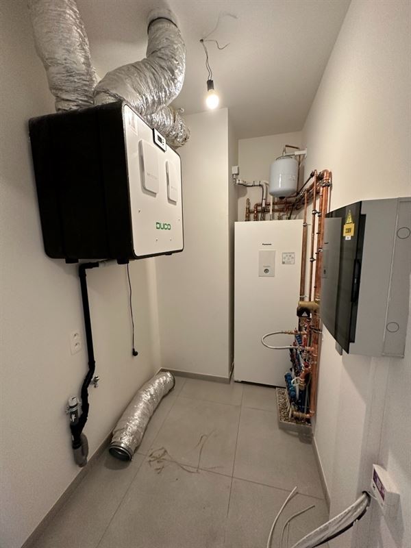 RECENT BEN APP. MET 1 SLK, TERRAS + PARKING