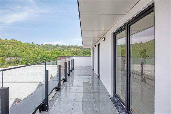 NIEUWBOUWAPP. MET 3 SLKS & 2 GROTE TERRASSEN