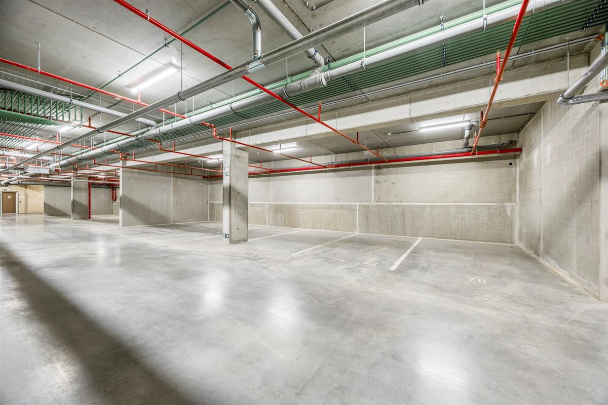 NIEUWBOUWAPP. MET 3 SLKS, 2BADKS EN TERRAS VAN 26M²