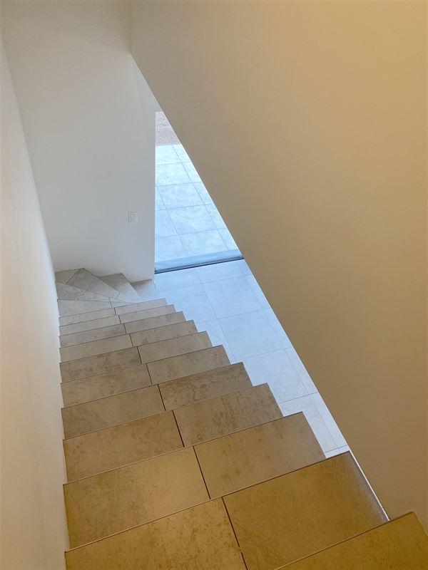 LANDELIJKE HOB MET 3 SLKS & TUIN