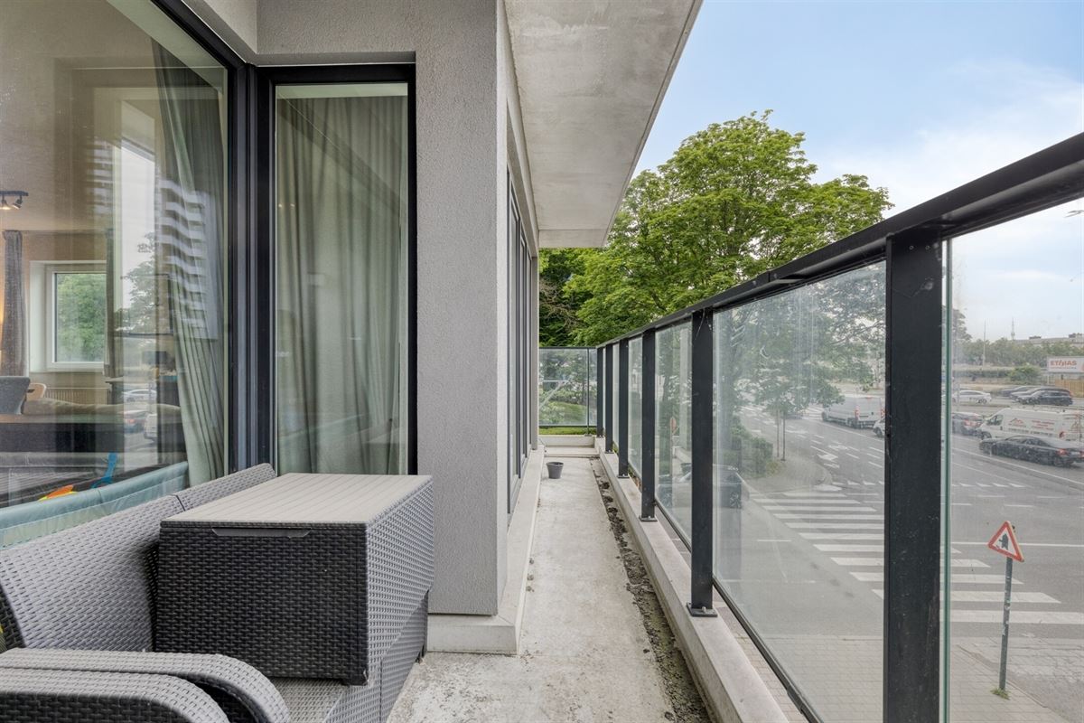 ENERGIEZUINIG APP. MET 2 SLKS + terras