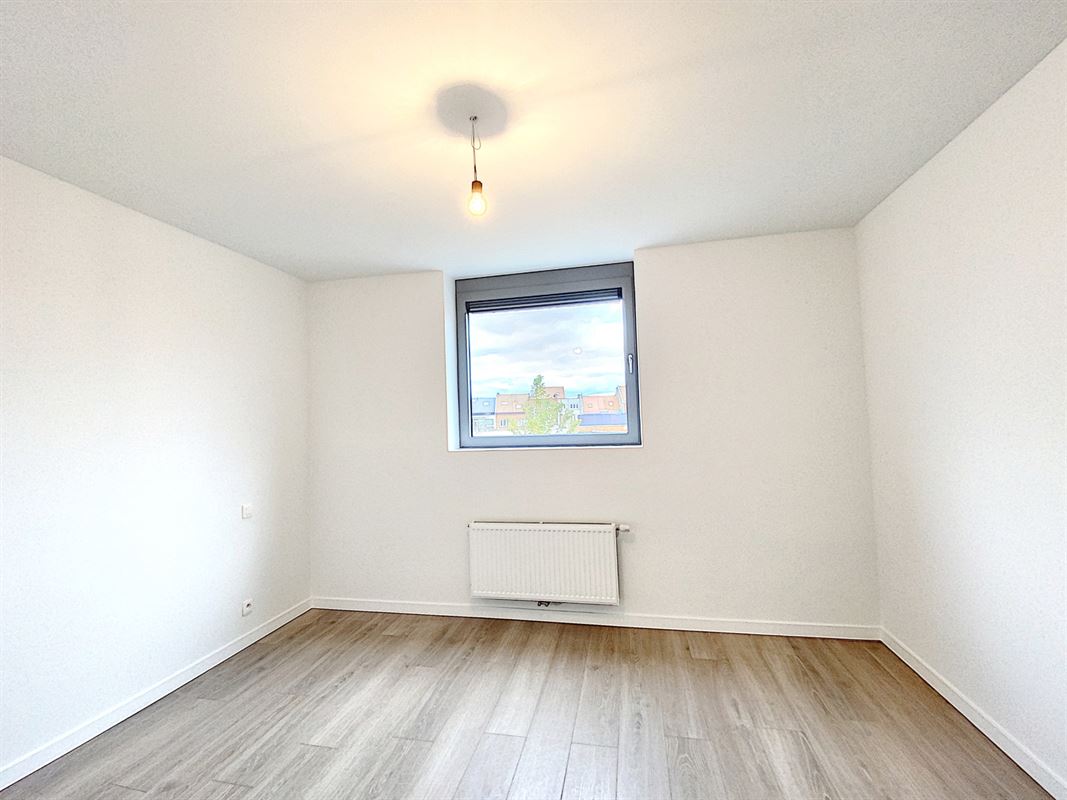 COMFORTABEL APP MET 2 SLKS, TERRAS & AUTOSTAANPLAATS