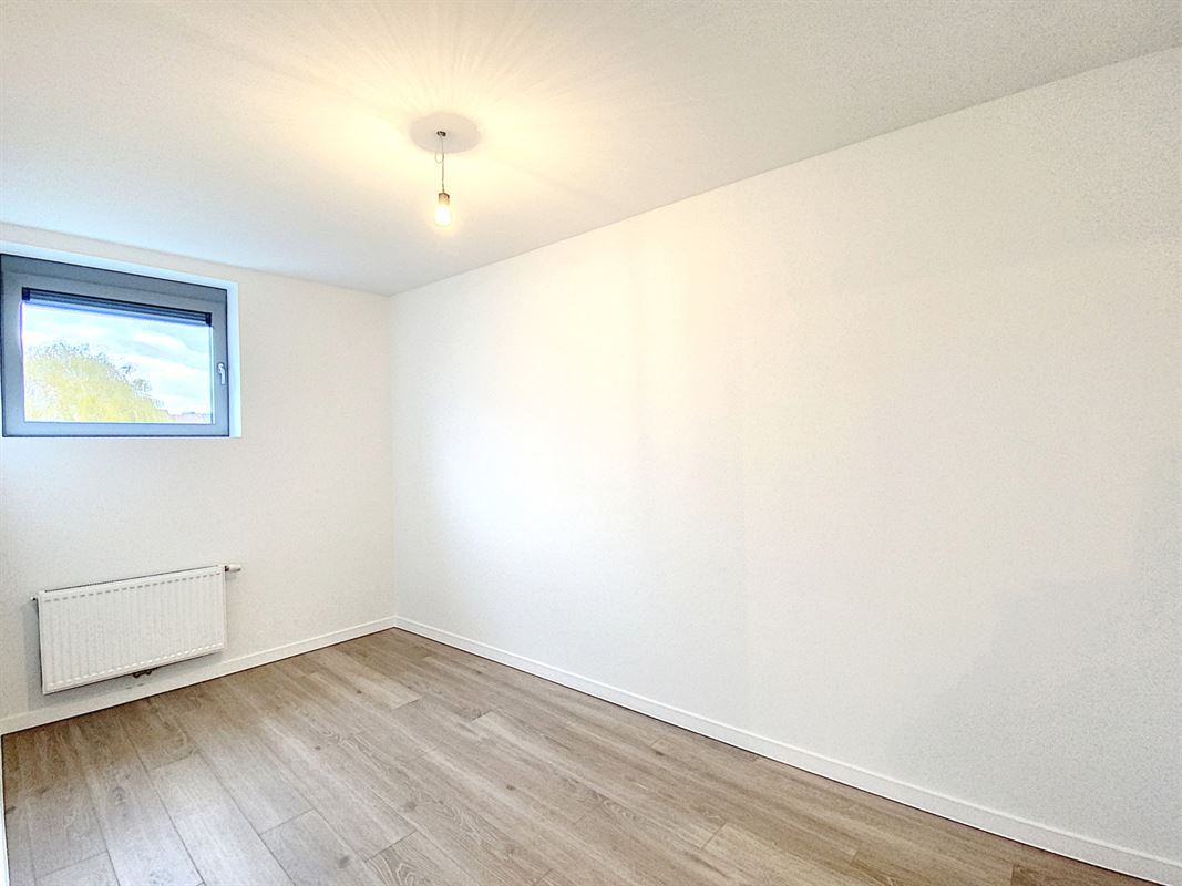 COMFORTABEL APP MET 2 SLKS, TERRAS & AUTOSTAANPLAATS