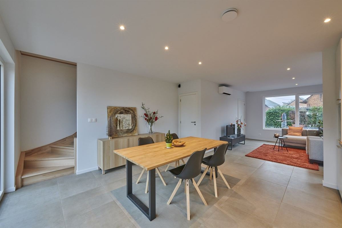 ENERGIEZUINIGE HUURWONING MET 3 SLKS + TUIN