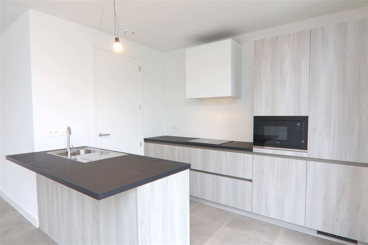 BEN WONING MET 3 SLKS + TUIN IN EEN GROENE OMGEVING