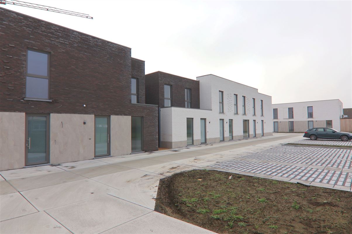 BEN WONING MET 4 SLKS + TUIN IN EEN GROENE OMGEVING