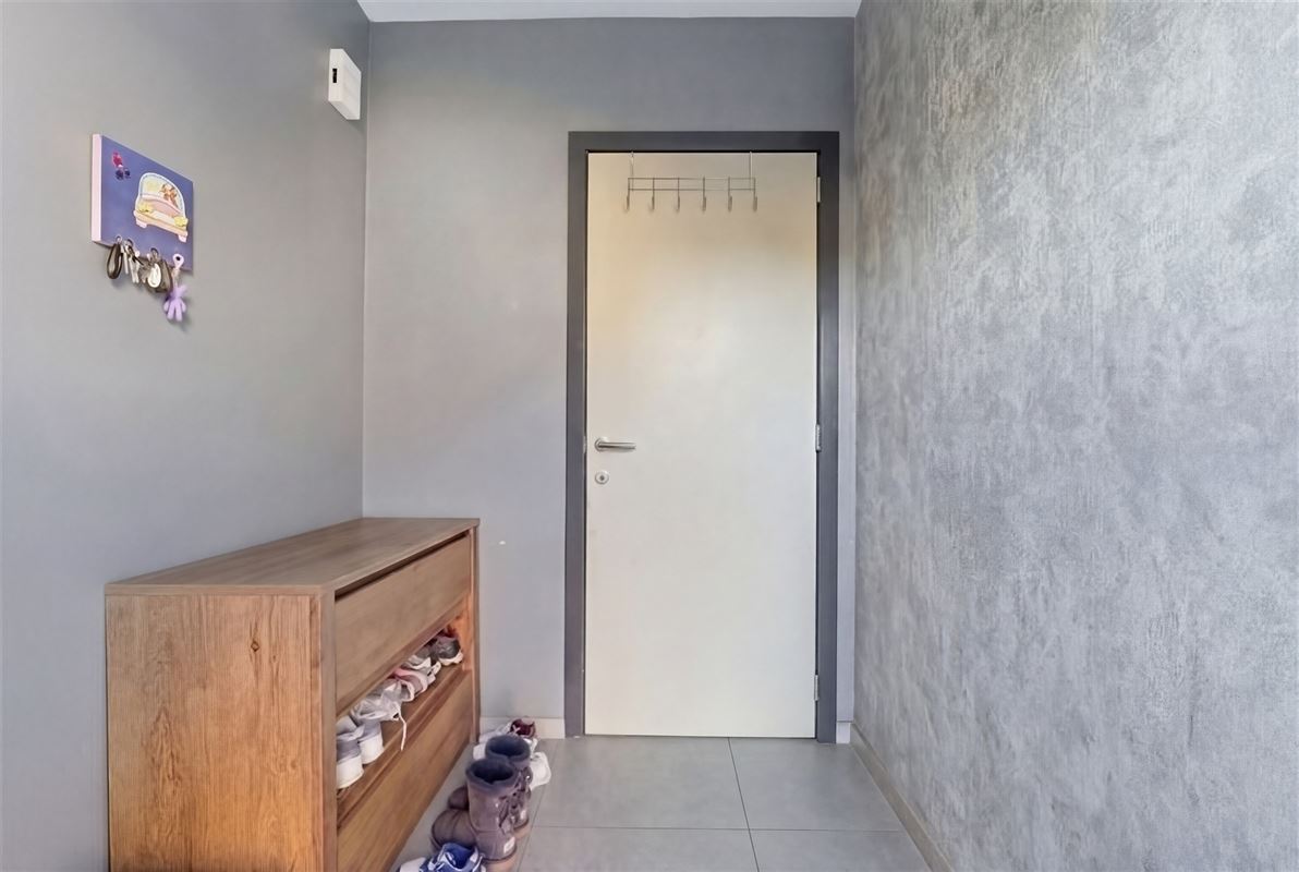 HUURWONING MET 3 SLPKS + PARKING NABIJ HET CENTRUM