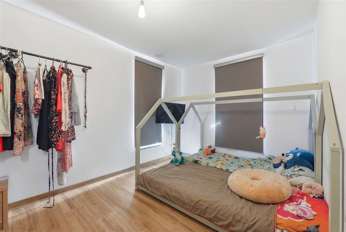 HUURWONING MET 3 SLPKS + PARKING NABIJ HET CENTRUM