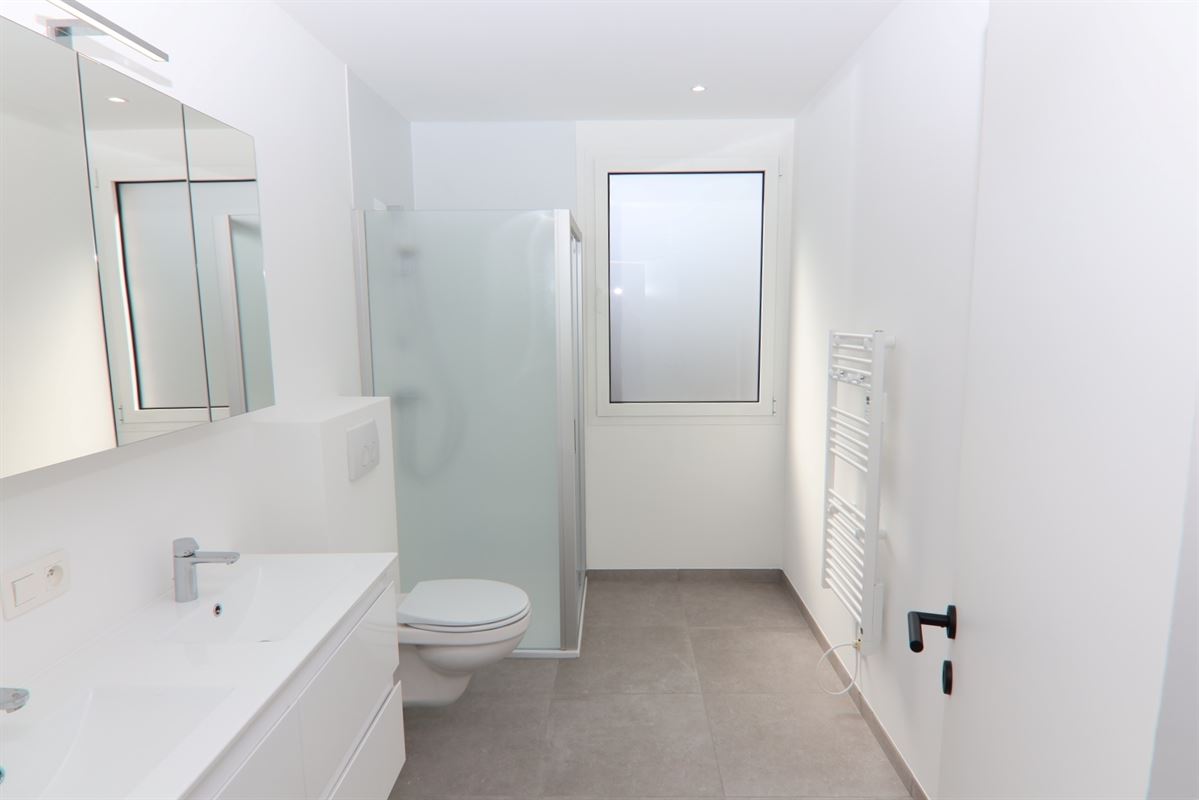 HEDENDAAGSE & ENERGIEZUINIGE HOB MET 3 SLKS