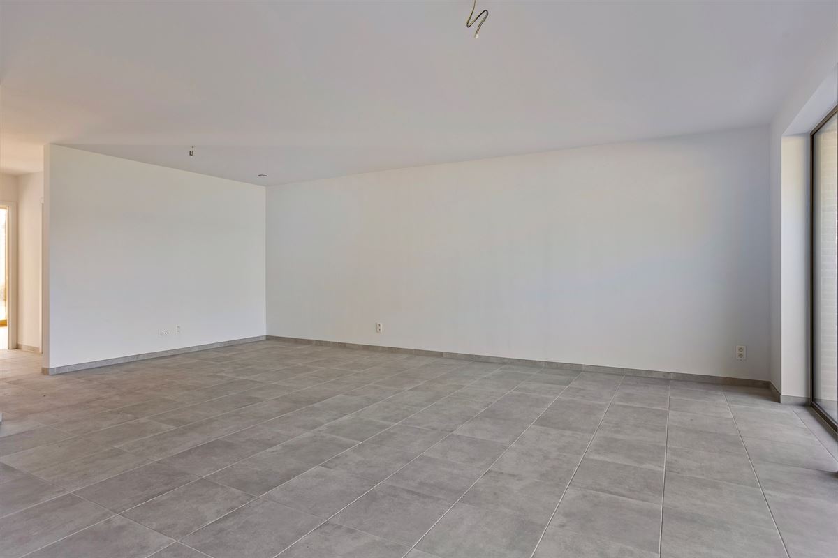 GLVL APP. MET 2 SLKS, TERRAS & PARKING