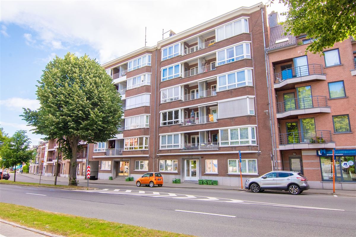 Ruim appartement (126m2) met drie slaapkamers in het centrum