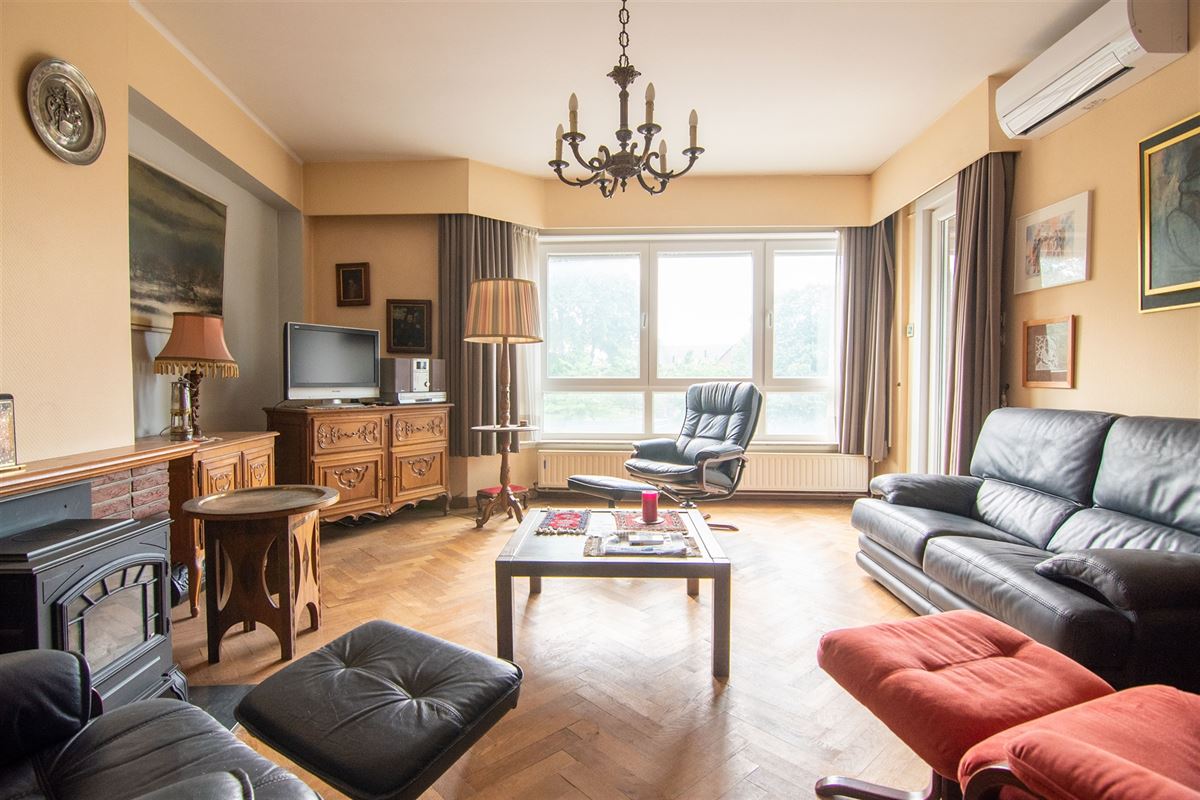 Ruim appartement (126m2) met drie slaapkamers in het centrum