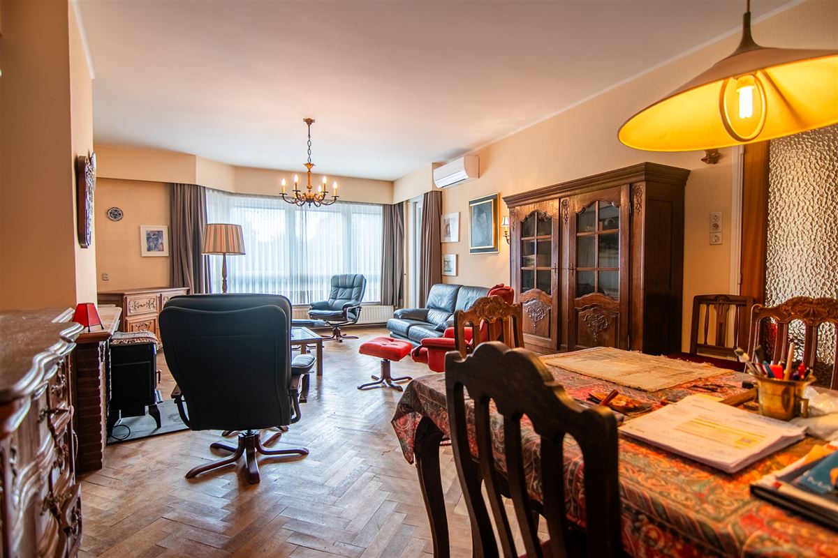 Ruim appartement (126m2) met drie slaapkamers in het centrum