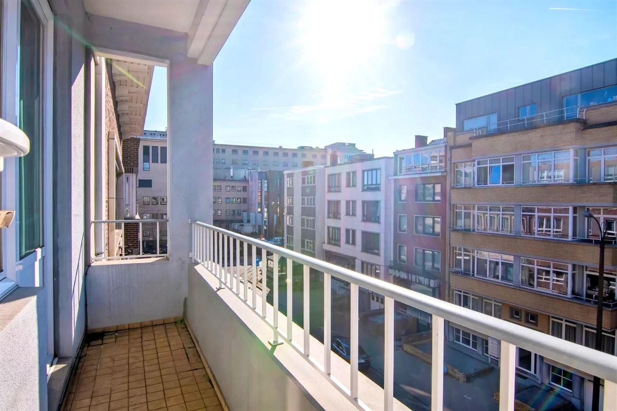 Klassevol appartement (176 m2), op de mooie Gerlachestraat.