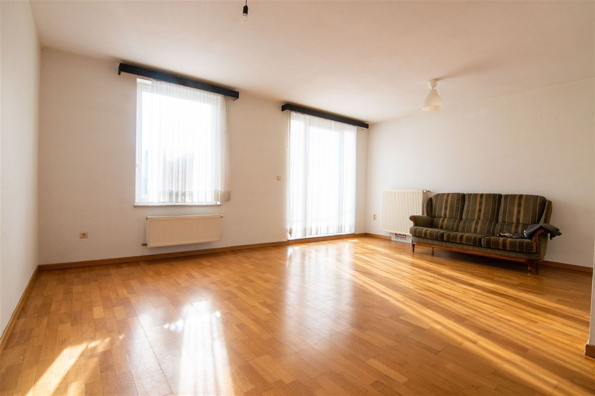 Ruim duplex-appartement (150m2) met drie slaapkamers.