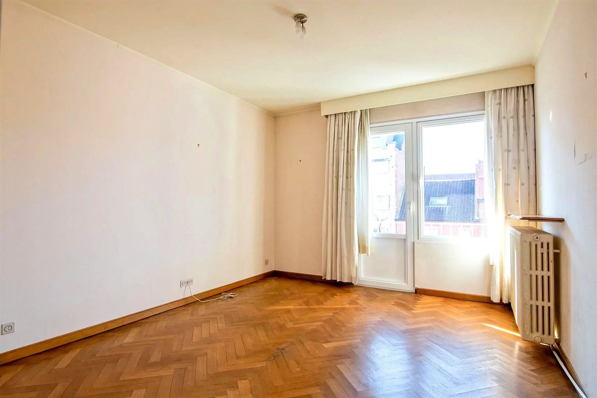 Klassevol appartement (176 m2), op de mooie Gerlachestraat.