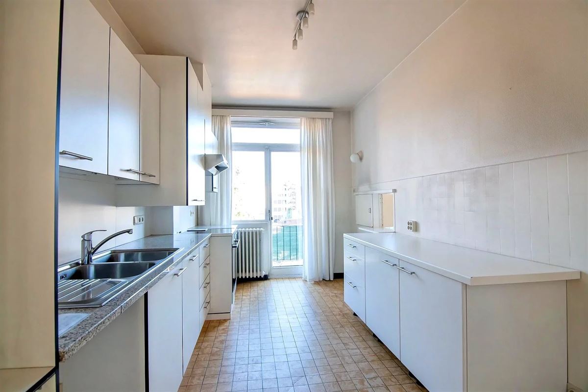 Klassevol appartement (176 m2), op de mooie Gerlachestraat.