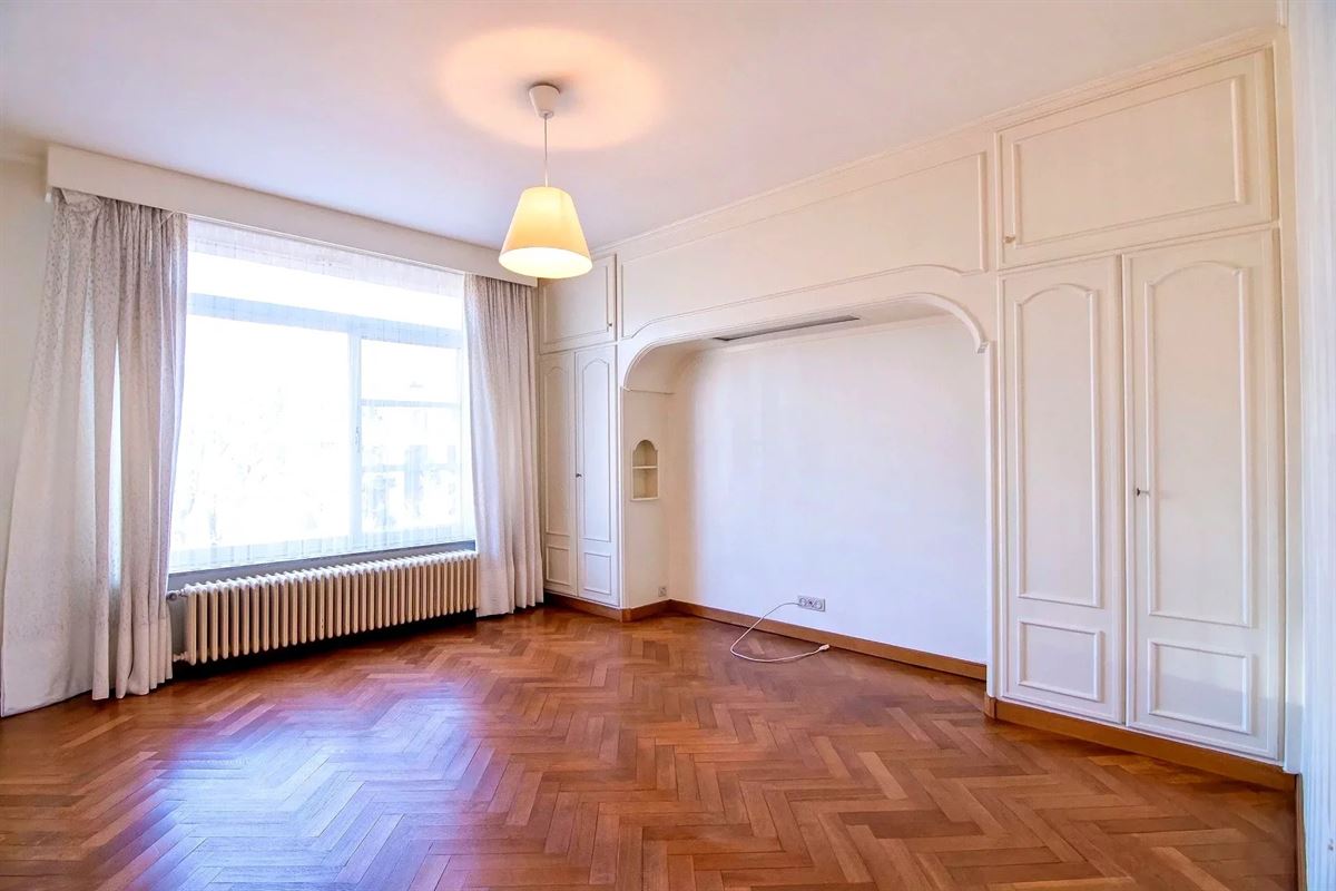 Klassevol appartement (176 m2), op de mooie Gerlachestraat.