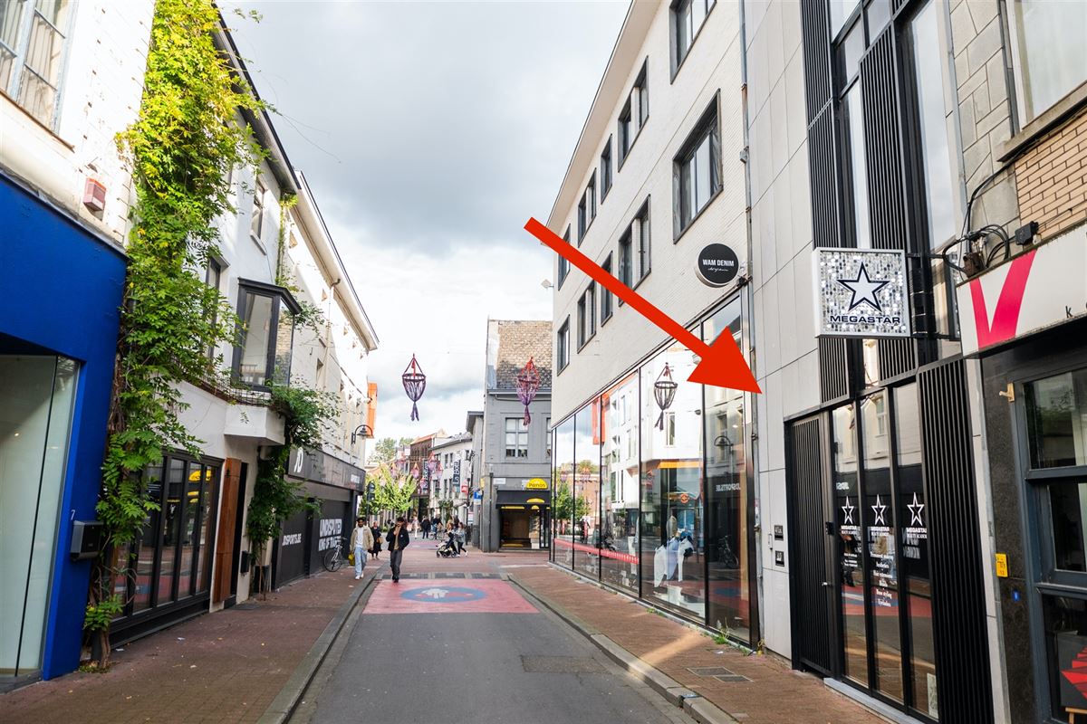 Duplex-handelsruimte op toplocatie!