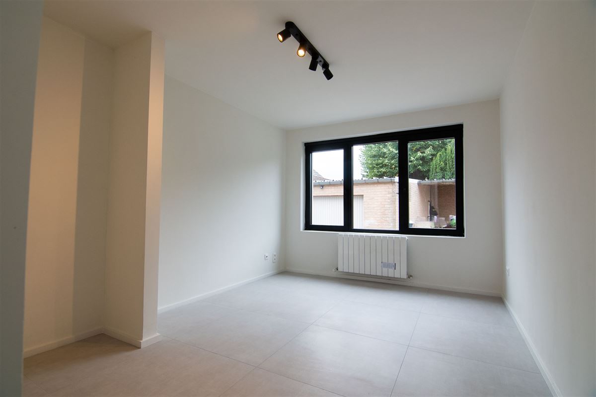 Stijlvol gerenoveerde villa met zuid-gerichte tuin