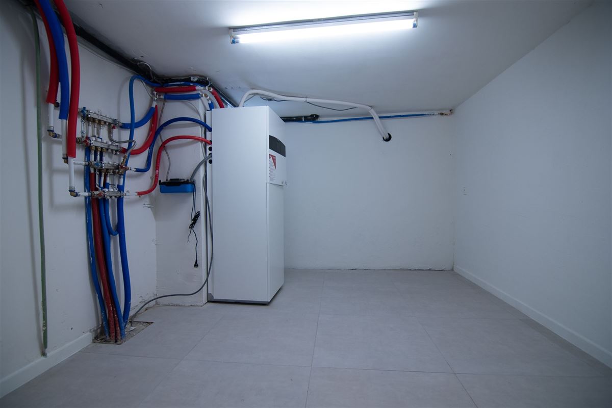 Stijlvol gerenoveerde villa met zuid-gerichte tuin