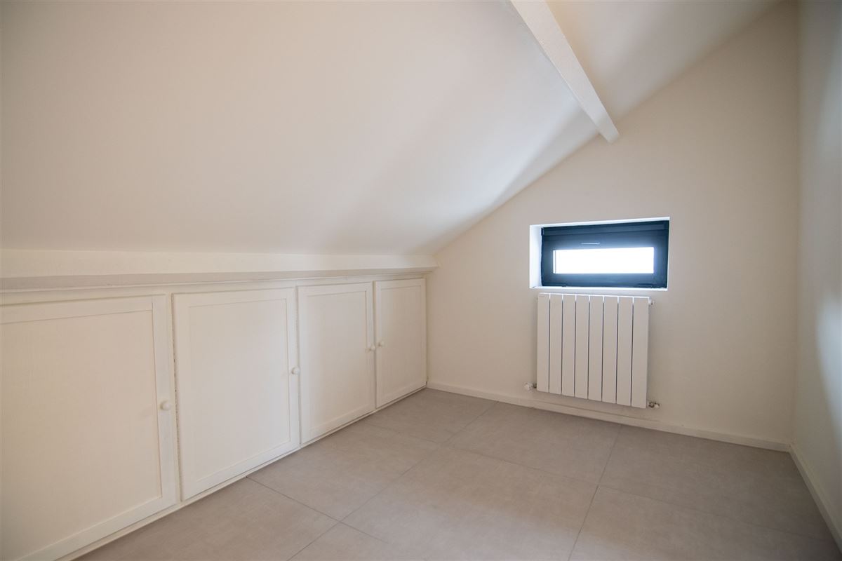 Stijlvol gerenoveerde villa met zuid-gerichte tuin