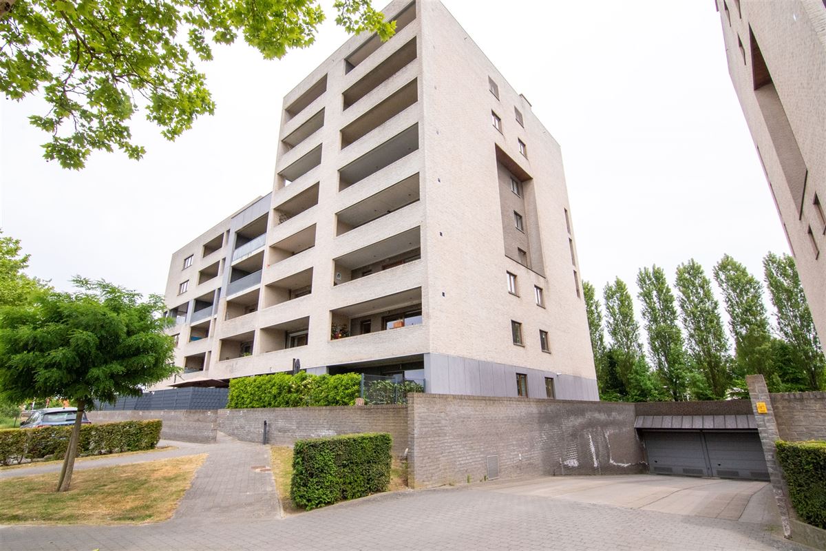 Ondergrondse parkeerplaats te huur!