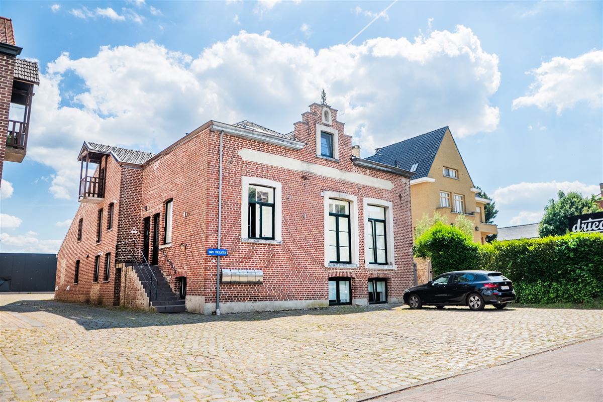 Gelijkvloers appartement met ruim terras in het centrum!