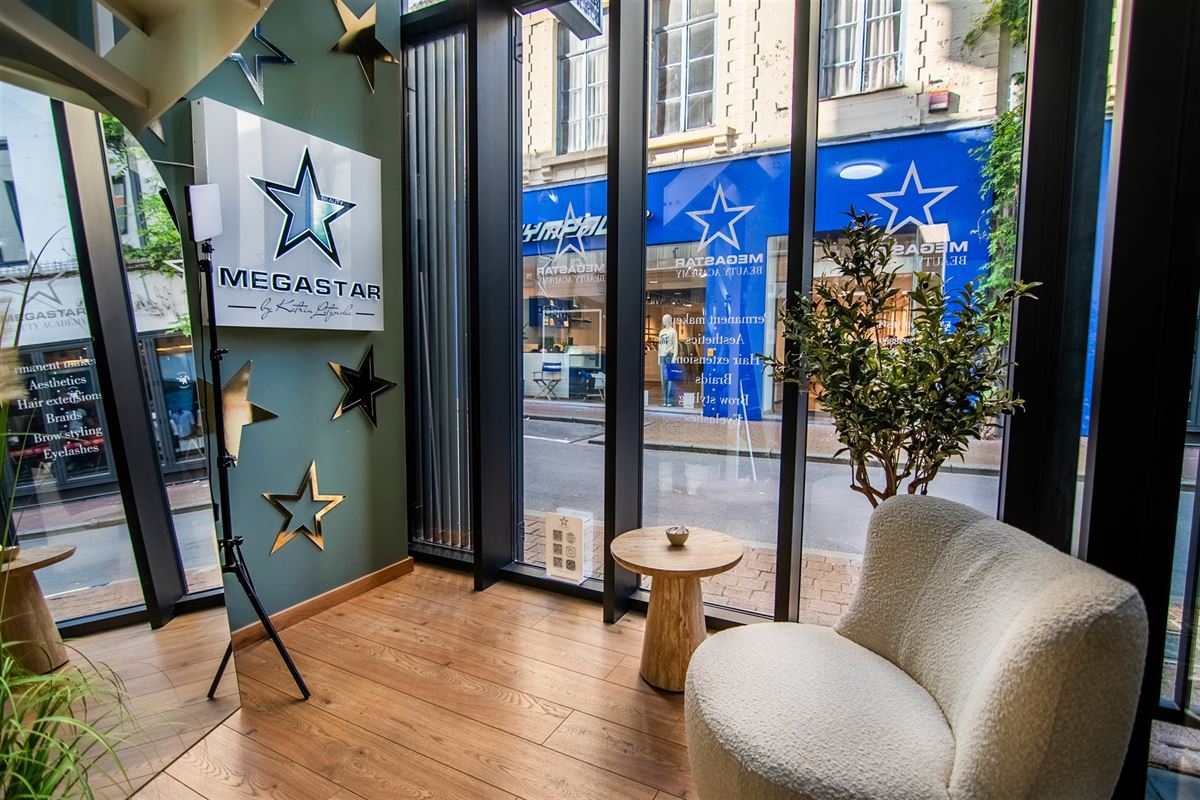 Duplex-handelsruimte op toplocatie!