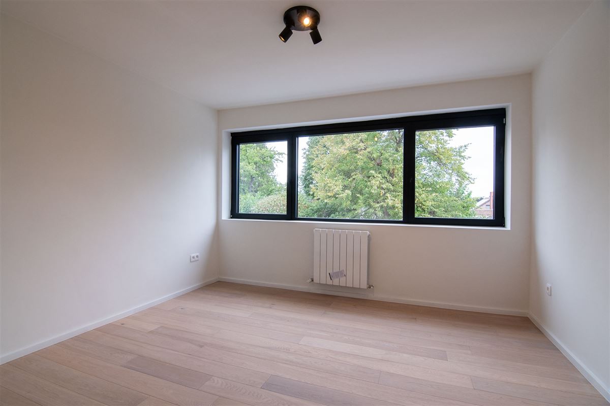 Stijlvol gerenoveerde villa met zuid-gerichte tuin