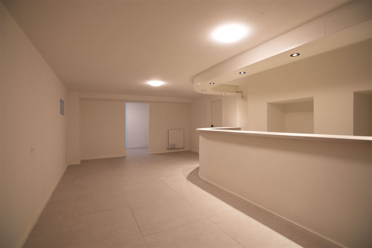 Stijlvol gerenoveerde villa met zuid-gerichte tuin