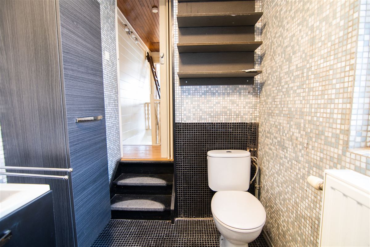 Rijwoning met twee slaapkamers, in centrum Sint-Truiden.