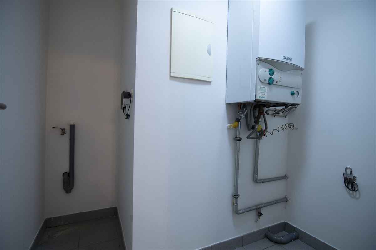 Aangenaam appartement met twee slaapkamers, twee terrassen en ondergrondse parkeerplaats.