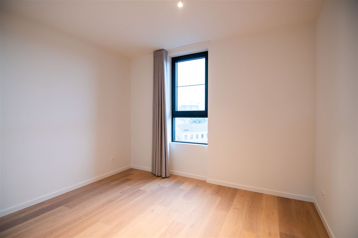 Energiezuinig appartement met zonnepanelen, twee terrassen, twee slaapkamers en een autostandplaats!